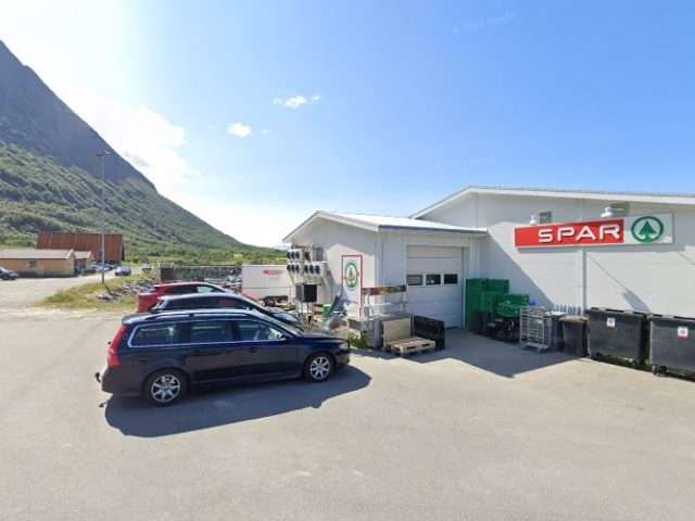 Charge365 Charging Station in Sandhornøy Norway 8130