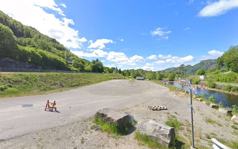 Laddel Charging Station EV Charging Station at Saronsdalvegen 14