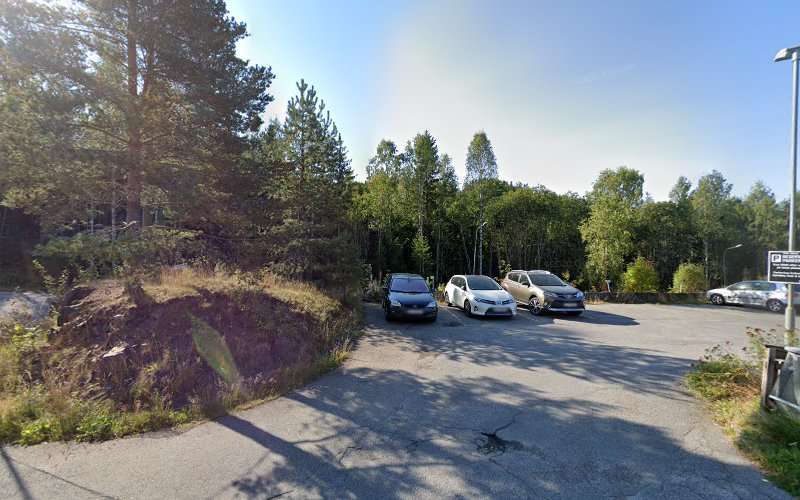 Electric Vehicle Charging Station EV Charging Station at Blystadringen 6