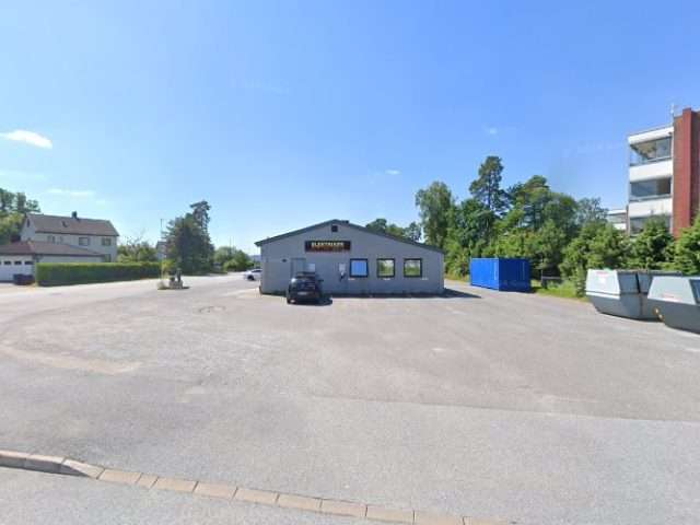 Lade i Norge Charging Station in Halden Norway 1781