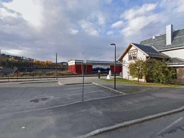 Electric Vehicle Charging Station in NOR Norway 2540