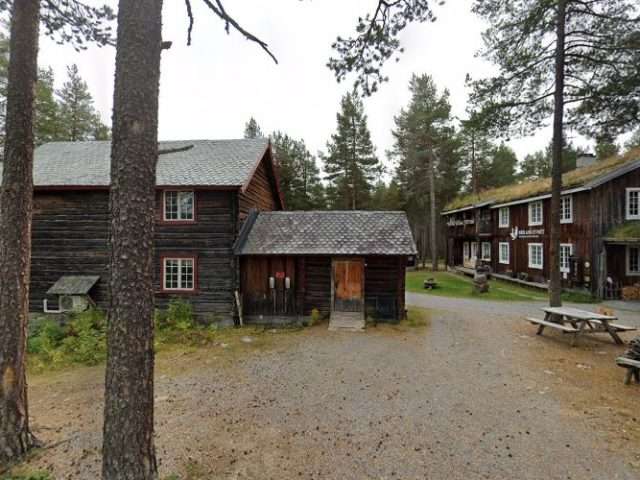 Tesla Destination Charger in Heggenes Norway 2940