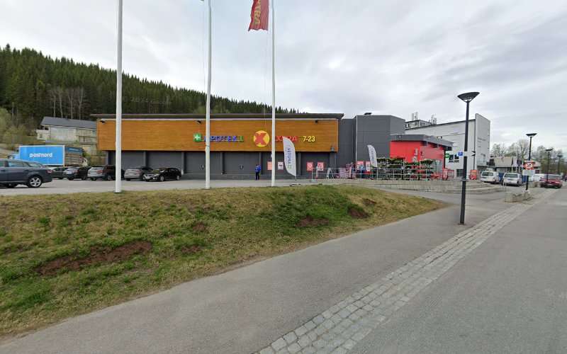 Mer Charging Station EV Charging Station at 9325 Domussenteret