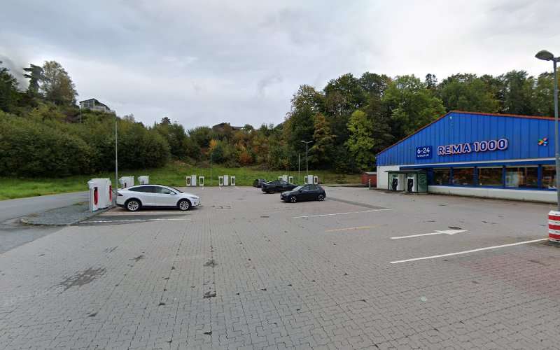 Eviny Charging Station EV Charging Station at Byvegen 85