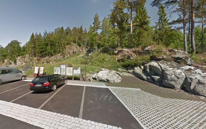 vegvesen Charging Station EV Charging Station at E18__