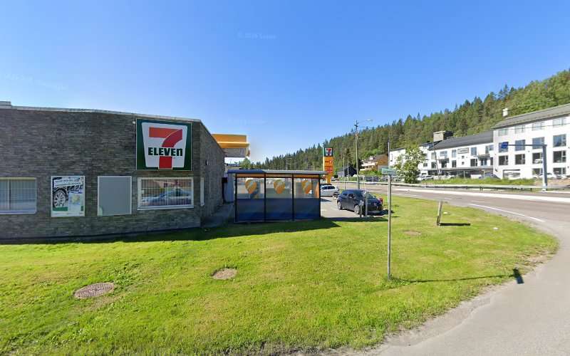 Uno-X Mobility Charging Station EV Charging Station at Carl Bergersens vei 1