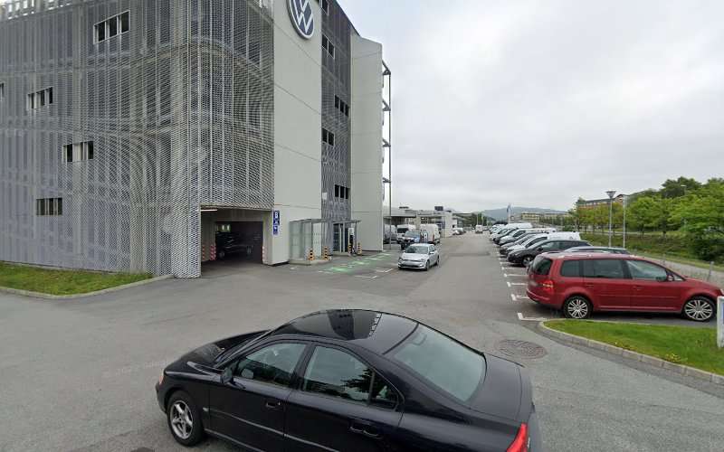 Lade i Norge Charging Station EV Charging Station at 17 Vassbotnen STAVANGER