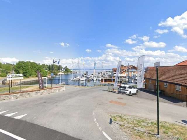 Vollen Marina Charging Station in Vollen Norway 1390