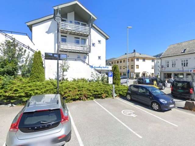 Vågsøy parkering Charging Station in Måløy Norway 6700