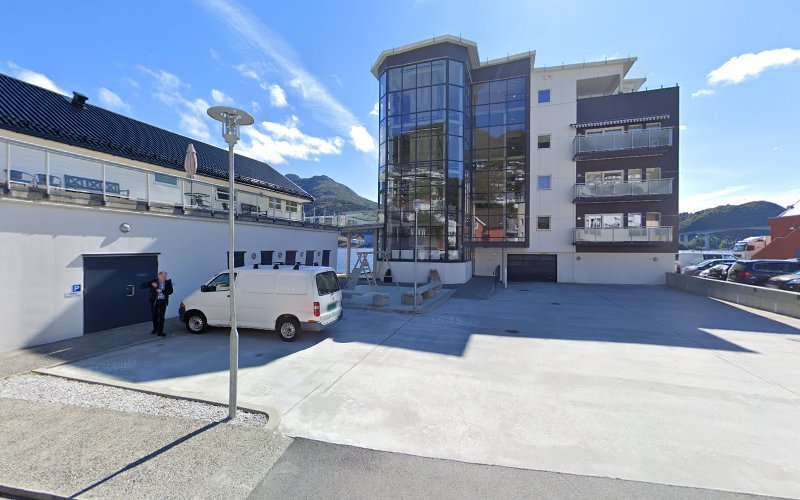 Vågsøy parkering Charging Station EV Charging Station at Sjøgata