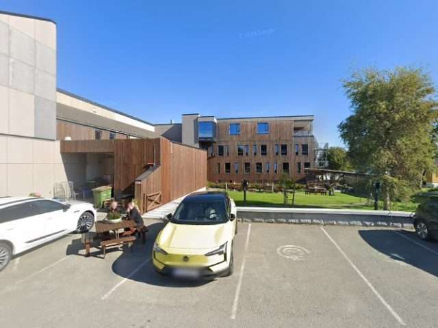 Hotell Frøya Charging Station in Sistranda Norway 7260