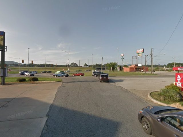 RaceTrac Charging Station in Oxford Alabama