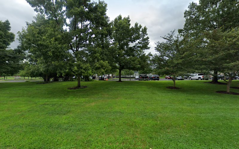 ChargePoint Charging Station EV Charging Station at 425 Wells Rd