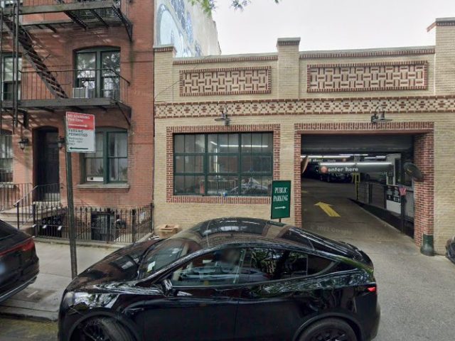 ViaLynk Charging Station in Brooklyn New York