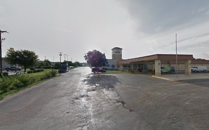 Universal Charging Station EV Charging Station at 307 I-35