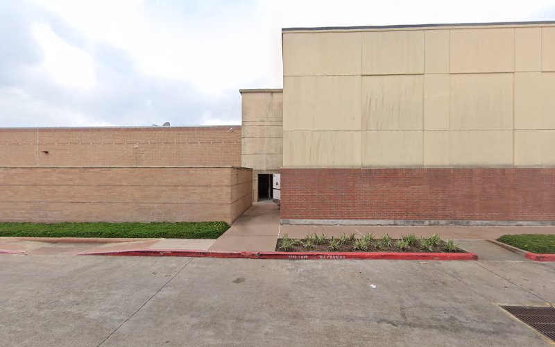 Shell Recharge Charging Station EV Charging Station at 16535 Southwest Fwy