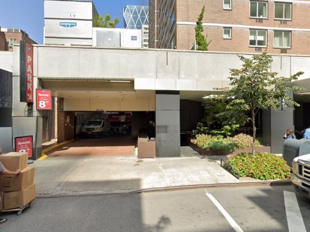 ViaLynk Charging Station in New York New York