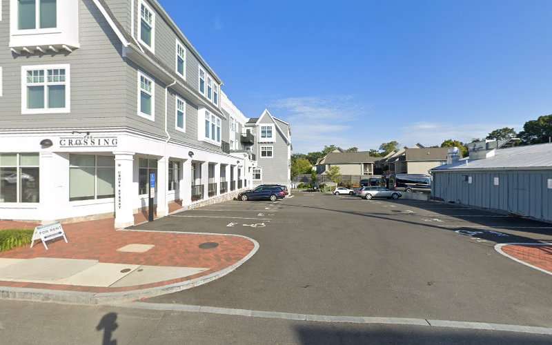 ChargePoint Charging Station EV Charging Station at 16 Cross St