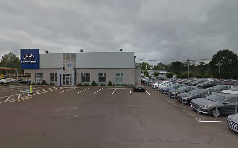 ChargePoint Charging Station EV Charging Station at 1106 Lincoln Hwy