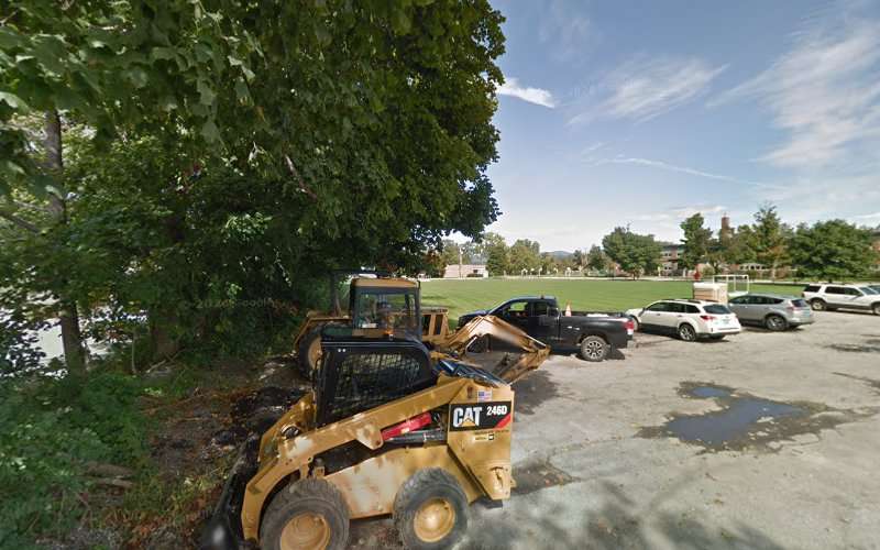 ViaLynk Charging Station EV Charging Station at 4993 Main St