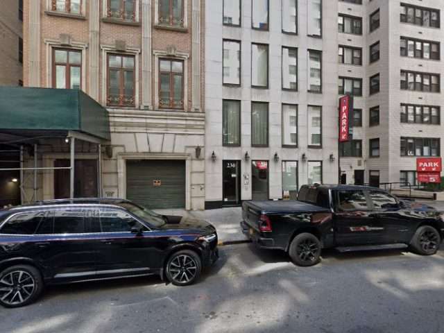 ViaLynk Charging Station in New York New York