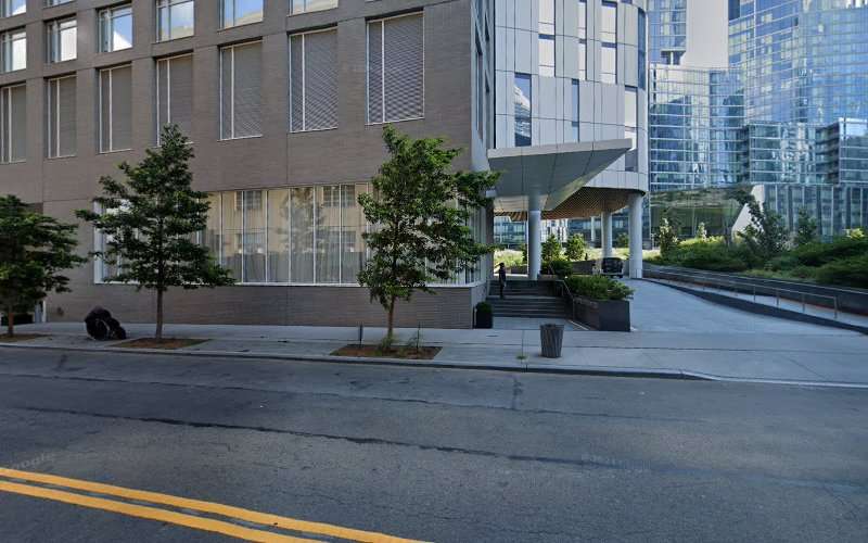 ChargePoint Charging Station EV Charging Station at 10 Riverside Blvd