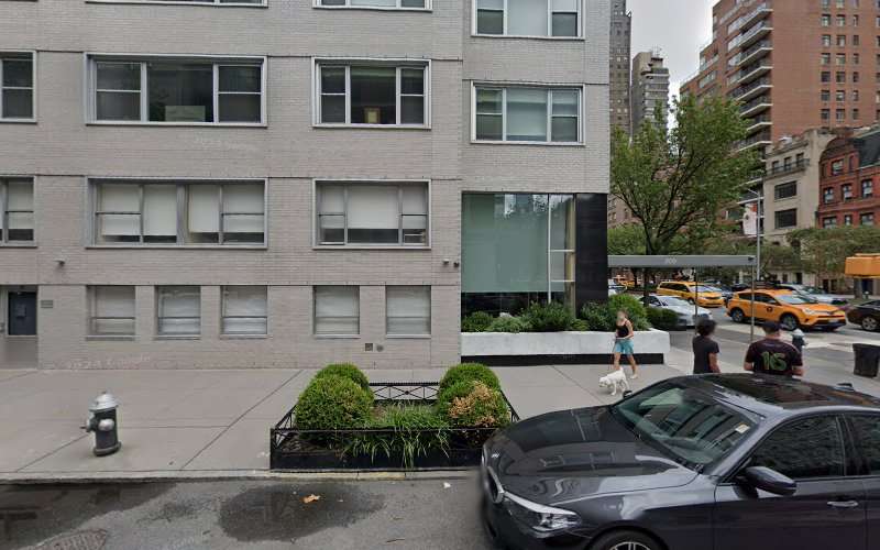 ViaLynk Charging Station EV Charging Station at 301 E 79th St