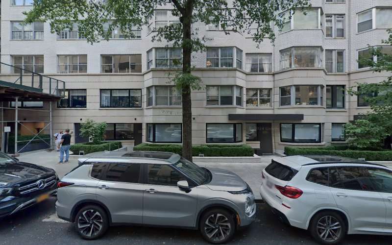 ViaLynk Charging Station EV Charging Station at 8 E 83rd St