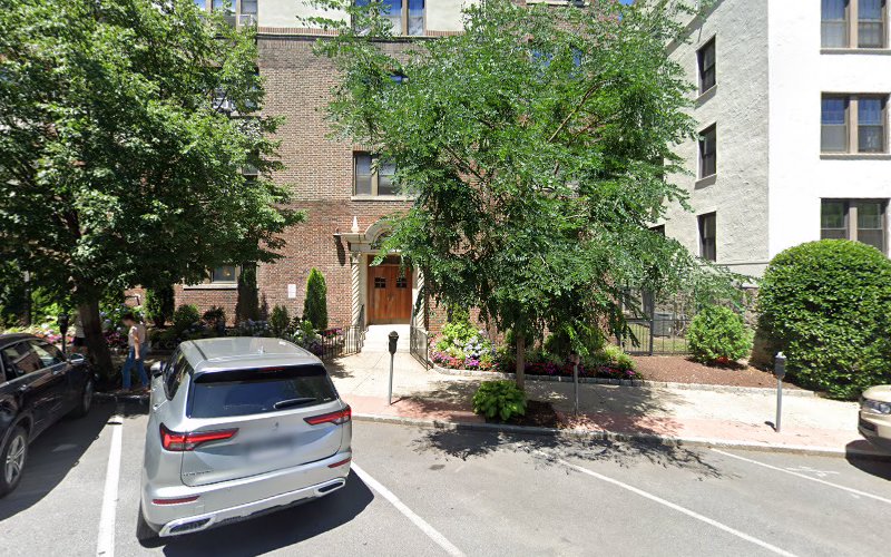 EV Connect Charging Station EV Charging Station at 36 Pondfield Rd W