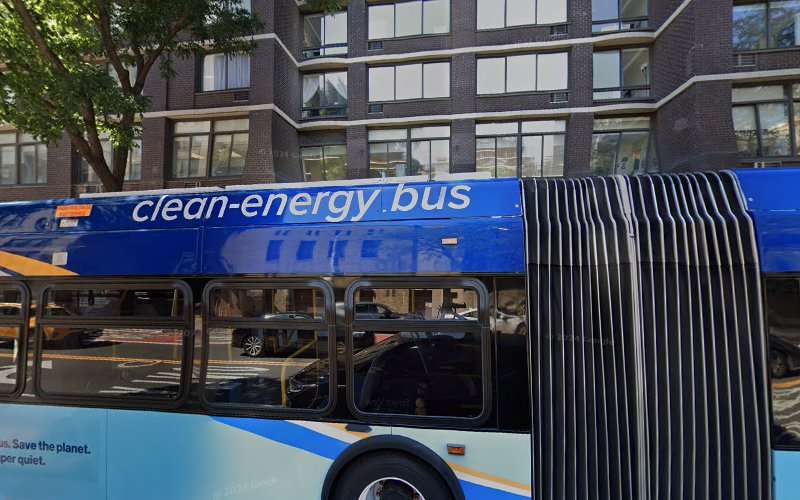 ViaLynk Charging Station EV Charging Station at 300 E 34th St