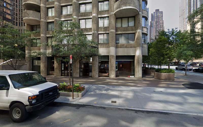 ViaLynk Charging Station EV Charging Station at 44 W 62nd St