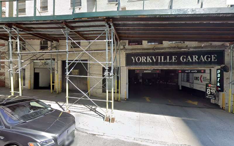 ViaLynk Charging Station EV Charging Station at 231 E 94th St