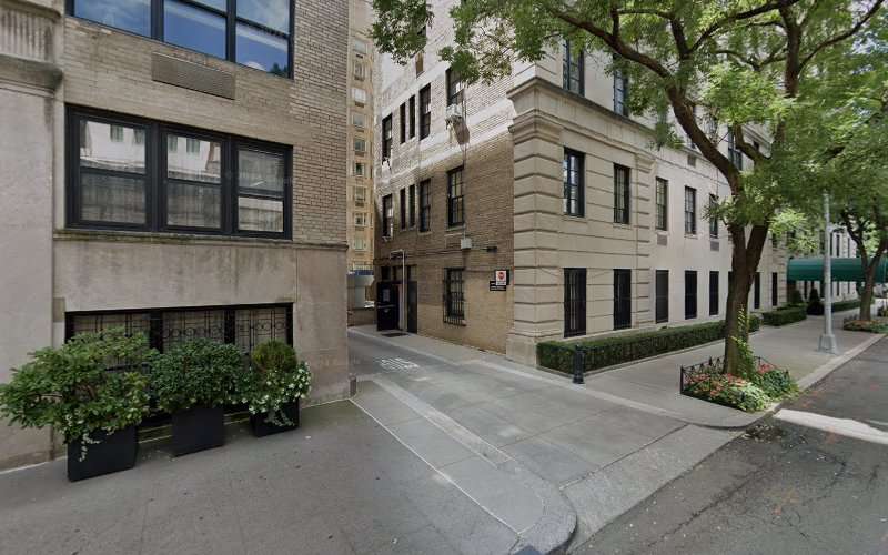 Tesla Destination Charger EV Charging Station at 880 5th Ave