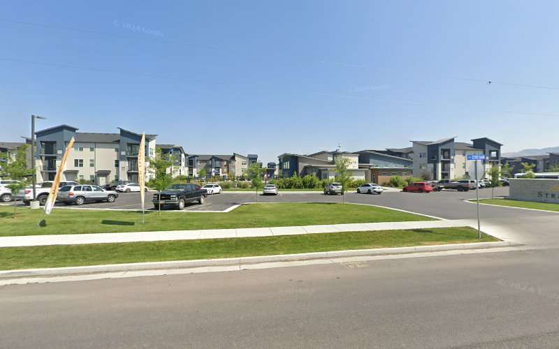 Blink Charging Station EV Charging Station at 945 W 2200 S