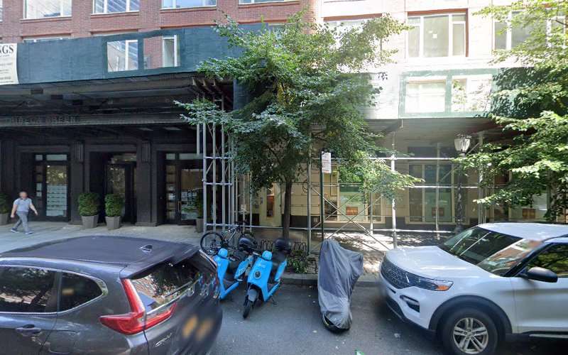 Blink Charging Station EV Charging Station at 325 North End Ave