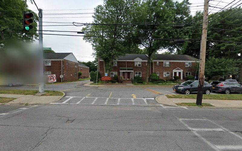 Tesla Destination Charger EV Charging Station at 555 Tuckahoe Rd