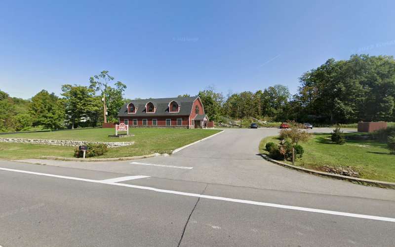 Electric Vehicle Charging Station EV Charging Station at 4938 Albany Post Rd