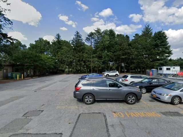 Electric Vehicle Charging Station in Hempstead New York