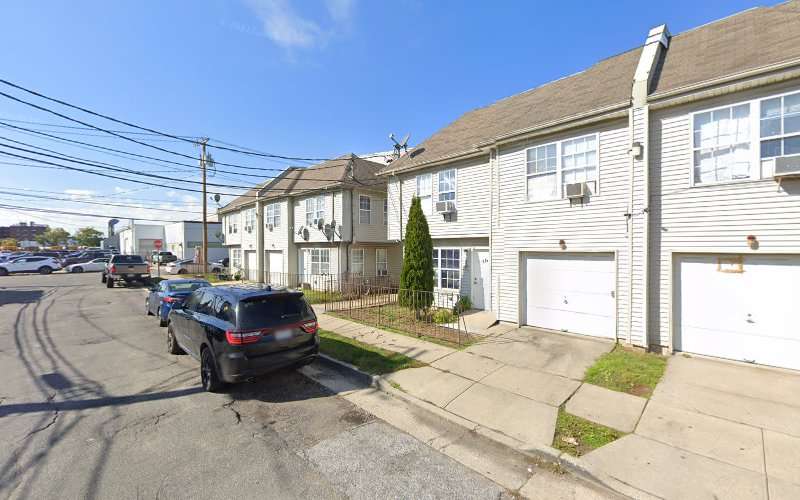 Flo Charging Station EV Charging Station at 214 Main St