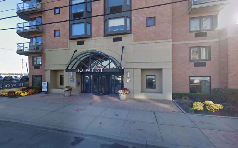 Blink Charging Station EV Charging Station at 10 W Broadway