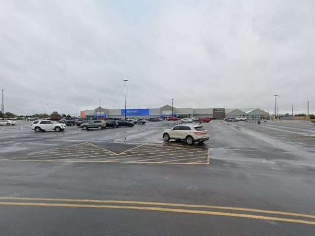 ChargePoint Charging Station in Nevada Missouri
