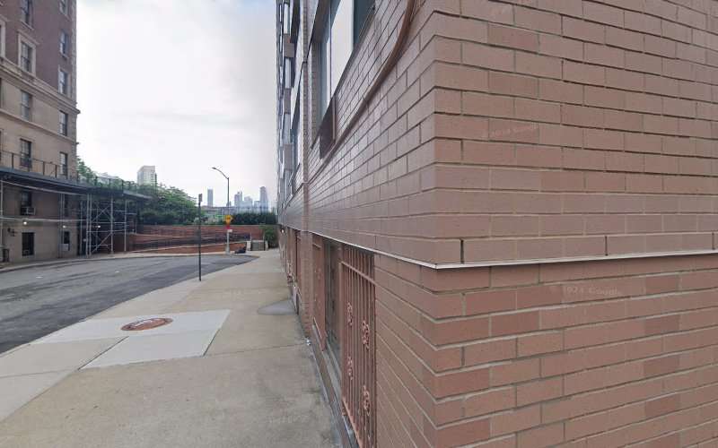 Blink Charging Station EV Charging Station at 25 Sutton Pl S