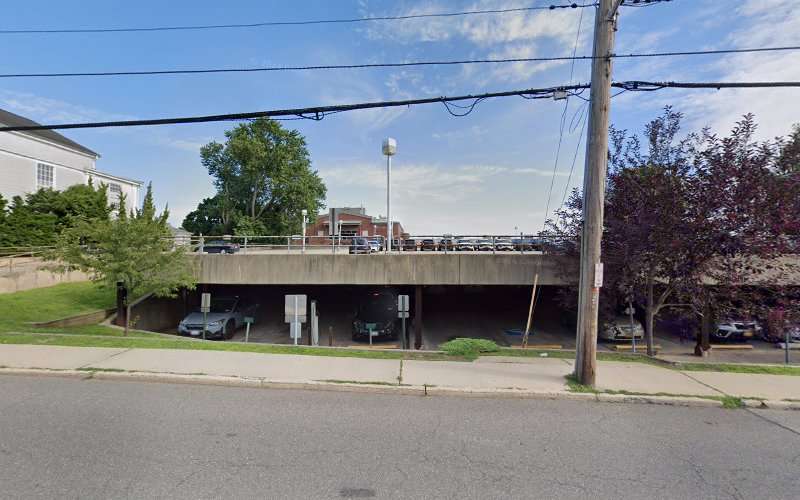 ChargePoint Charging Station EV Charging Station at 141 Prospect Ave