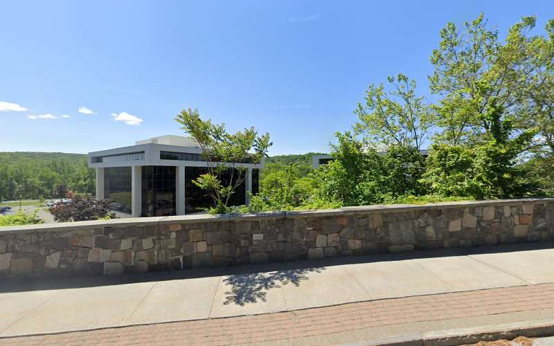ChargePoint Charging Station EV Charging Station at 200 White Plains Rd