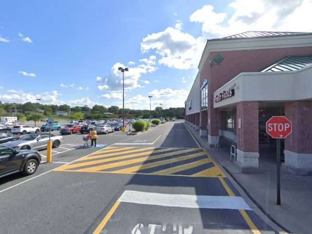 Shell Recharge Charging Station in Easton Pennsylvania