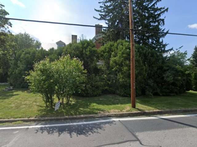 Tesla Destination Charger in Mercersburg Pennsylvania