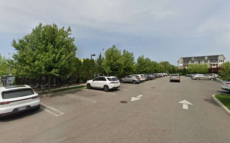 ChargePoint Charging Station EV Charging Station at 990 Corporate Dr