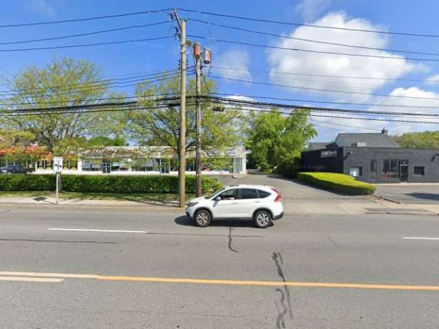 AmpUp Charging Station in Commack New York