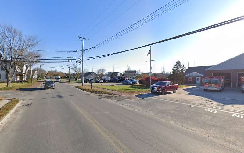 ChargePoint Charging Station EV Charging Station at 131 Lower Pleasant St