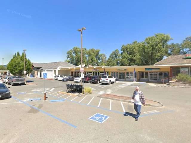 Shell Recharge Charging Station in Willits California
